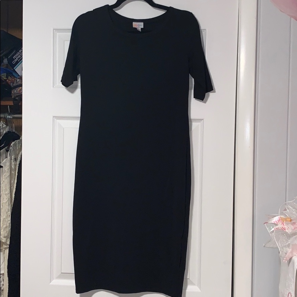 Lularoe solid black Julia dress small